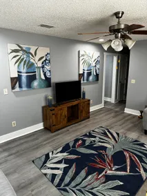 Comfy Home close to Town - Image 5