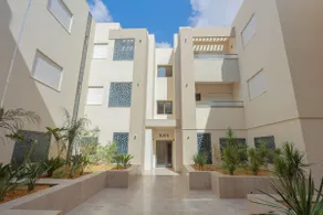 Spacious 3-Bedroom Apartment in the Heart of Tunis - Image 4