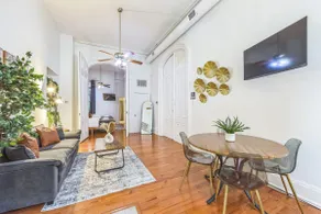 Quaint & Cozy Center City 1BR | Sleeps 4! - Image 3