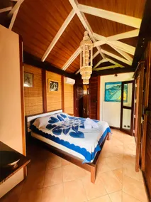 Villa Happy Hour - Image 5