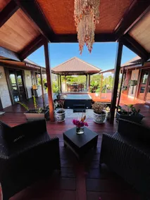 Villa Happy Hour - Image 3