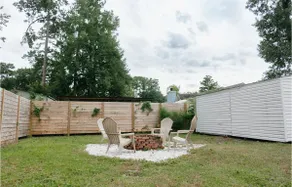 -Beaufort Cozy Coastal Gem-Close To Downtown & PI- - Image 3