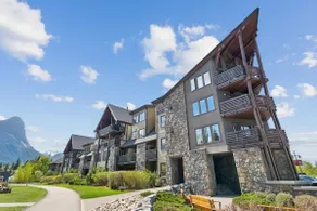 Rundle Cliffs Lodge em Canmore de Spring Creek Mountain Village - Image 3