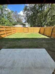 New Townhome: Central Location, Near Dining & I-30 - Image 2