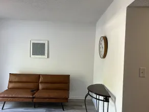 1704 Worker crash pad - Image 2