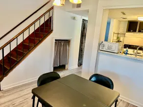 1704 Worker crash pad - Image 3