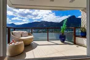 Luxury Stay in Lagoa: 2 Bedroom Panoramic Views - Image 4