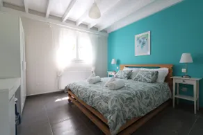 Beautiful apartment with pool and view - Image 2