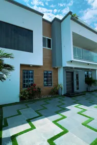 Coastal Luxury Villa Near Kokrobite Beach Accra - Image 2