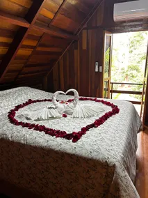 Romantic Chalet with Hot Tub in the Middle of Nature - Image 3