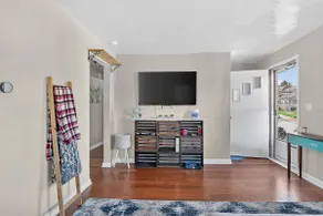 NFL Draft stay/sleeps 6/parking/10 mins to city - Image 4