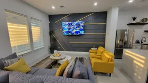 Fifa World Cup Hub • 8 min to Fan Fest • Sleeps 10 - Image 2