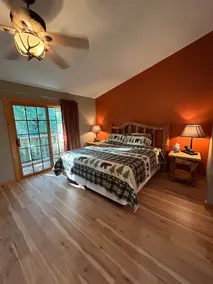 Lazy Bear Lodge - Image 4