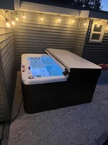 Sandy Cheeks Hideaway~1 mile from beach~HOT TUB - Image 2