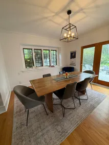 A Hallmark home close to everything! Best location - Image 4