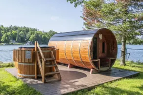 Waterfront Main House with Hot Tub & Sauna - Image 3