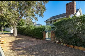 Quiet Garden Cottage | Walk to Camps Bay Beach - Image 4