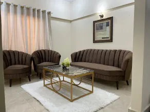 Secure 2BR Near Karachi Airport WiFi - Image 2