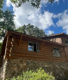 Tall Pines Log Cabin Retreat with Horse Lodge - Image 2