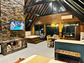 Meeting of the Waters Chalet - Image 3