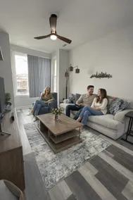 Cozy 3BR Free Parking & Games Near DT - Image 5