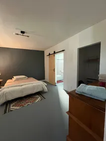 Spacious desert style - Image 5