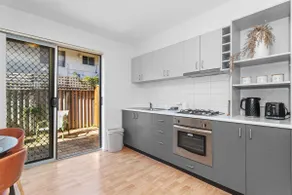 8 Cute Cunningham close to Subiaco - sleeps 4 - Image 5