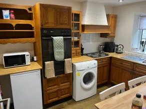 3 Bedroom Dog Friendly Cottage with Off Lead Field - Image 4