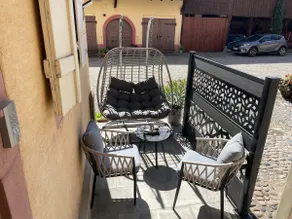 Private hot tub/ Parking/ Netflix/ Quiet location - Image 4