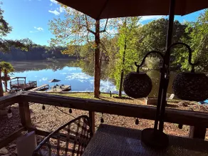 Romantic Lakefront House w/Dock and Stunning Views - Image 5
