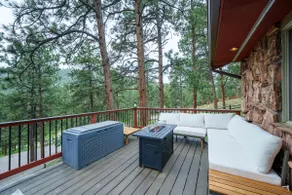 Luxury Vintage Mountain Escape w/ Hot Tub - Image 4