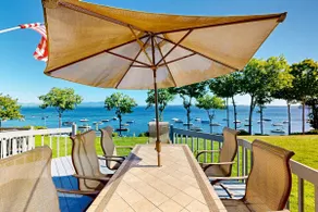 3 Bedroom lakeview townhouse! - Image 2