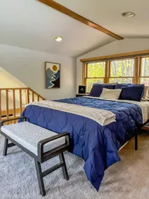 Stylish Mountain Cabin Close To Cherry Plain Park - Image 4