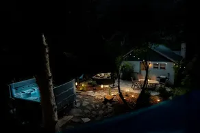 Cozy Cottage - Hot Tub, Outdoor Oasis - Image 3