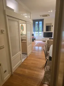 Downtown elegance space with AC - Image 3