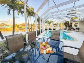 Book This: 270° Views • Pool • Dock • 4 Bikes - Image 4