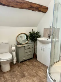 Cosy Barn Conversion Escape - Image 5
