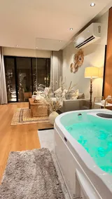 M15 rustic Bohemian-style room and lounge + massage jacuzzi (self check-in) - Image 3