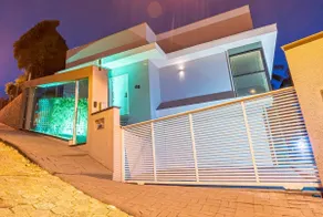 High standard house with heated pool and bathtub - Image 2