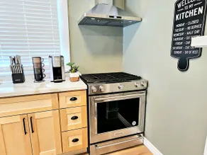 Close PCC＆Cal Tech Kingsize bed 2BedRoom 2 Bath! - Image 4