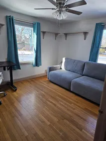 Home in Ludlow, 6 Flags, MGM Casino, Hiking Trails - Image 4