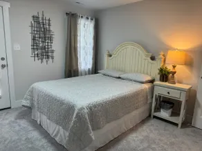 Brand new, beautiful home. - Image 5