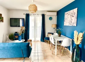 Charming Apartment, Port des Barques - Image 2