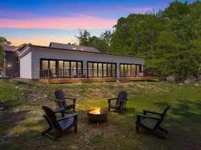 Lux Heated Pool, Pickleball, Hot Tub Sauna, Arcade - Image 3