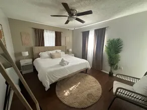 TIKI BAR Resort w POOL SLIDE ~ 11 min to Airport! - Image 3