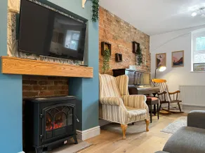 Lodge Yard Barn - Image 3