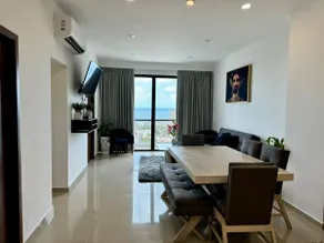 Beautiful apartment with an ocean view - Image 2