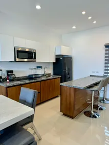 Beautiful apartment with an ocean view - Image 4