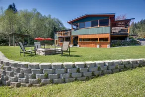 Puget Sound Views, 8.5 Acres! Luxury Outdoor Oasis - Image 2