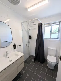 2 Bedroom Apartment - Image 5